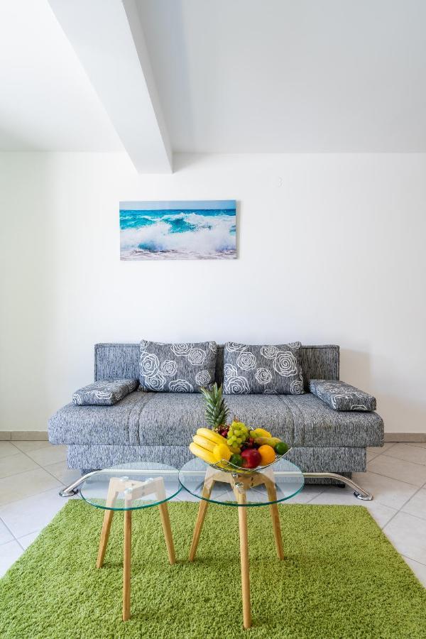 Downtown Apartments Dorian And Nadia Opatija Exterior foto