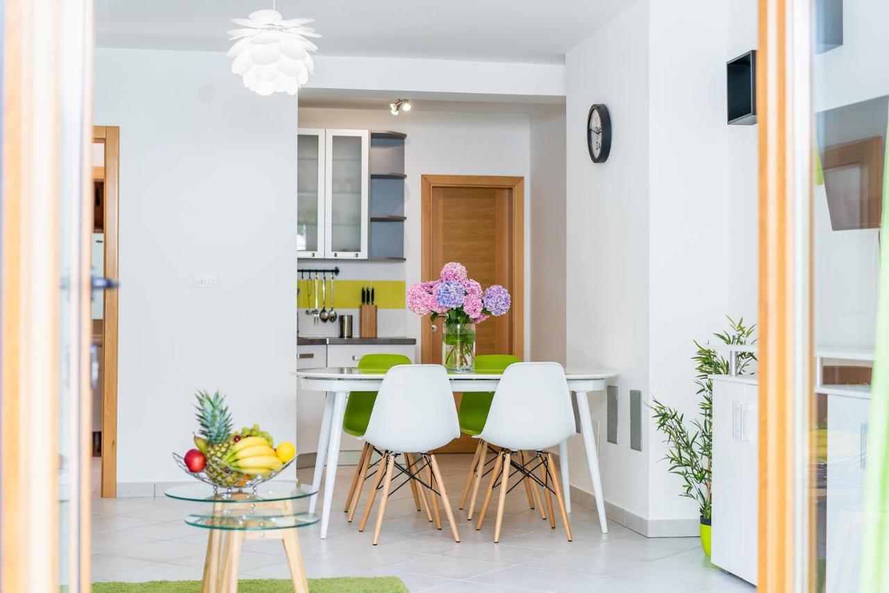 Downtown Apartments Dorian And Nadia Opatija Exterior foto