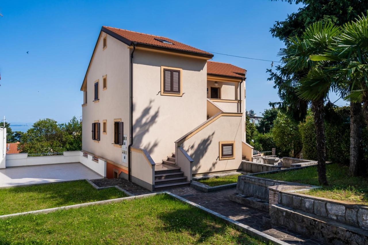 Downtown Apartments Dorian And Nadia Opatija Exterior foto